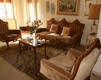 Casa Vacanza I principini - Paravati - Sala de estar