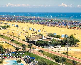 Appartamenti Calligher - Bibione - Vista del exterior