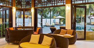 Hoi An Beach Resort - Hoi An - Area lounge