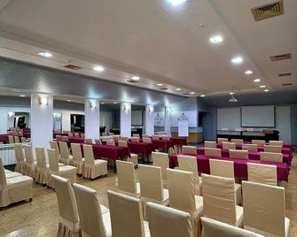 Royal Hotel - Bakü - Toplantı odası