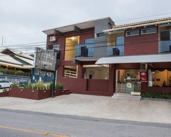 Hotel Engenho - Penha - Building