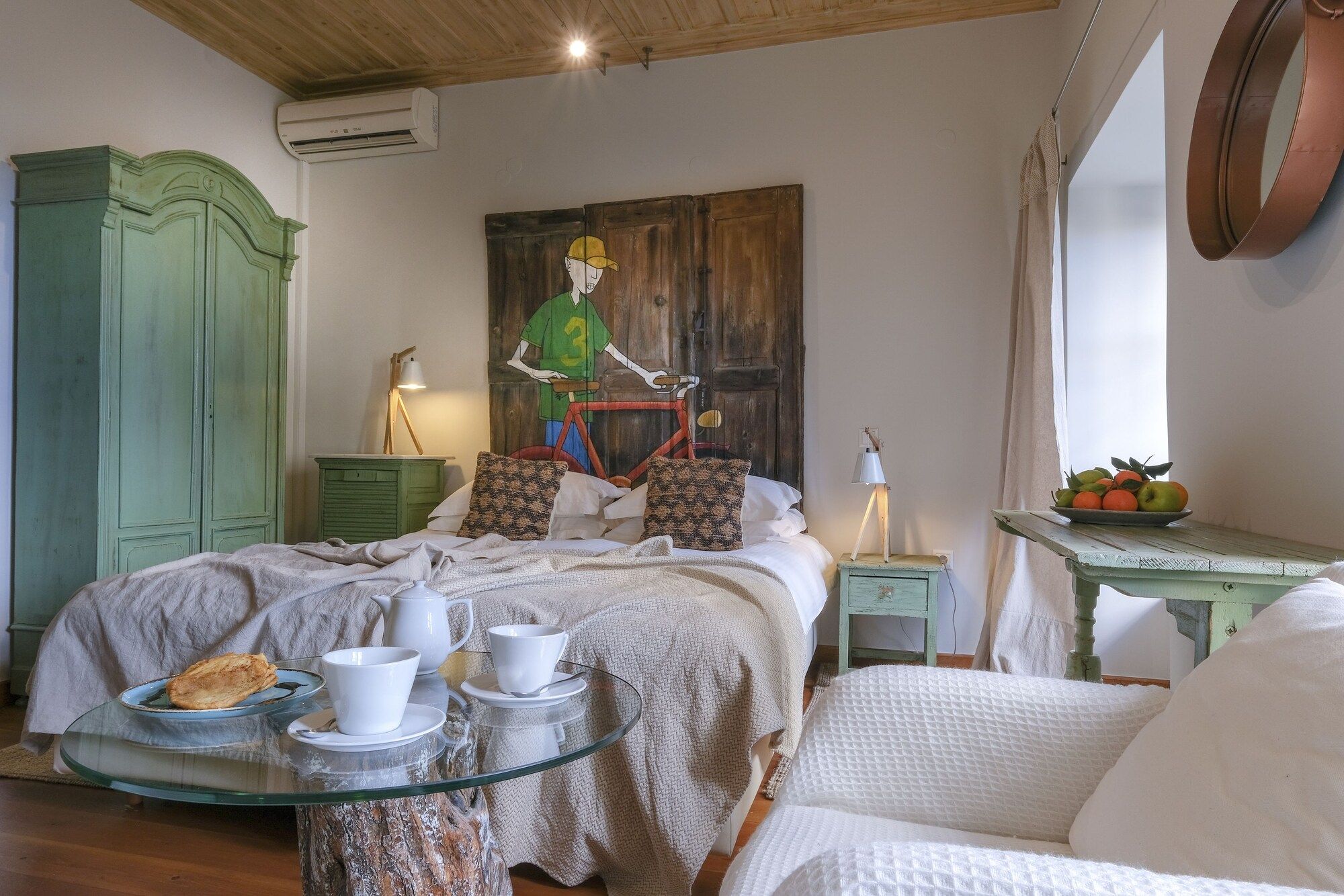 Amymone and Adiandi - נפפיליון - חדר שינה