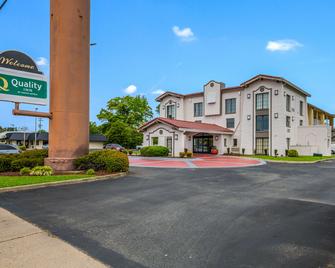 Quality Inn Hampton - Hampton - Bangunan