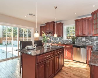5 Bdrm House (Sleeps 10) Horsham-Philade - Horsham - Cocina