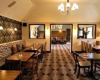The George Hotel - St. Neots - Restaurant