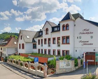 Hotel Naheschlößchen - Bad Münster am Stein-Ebernburg - Gebäude