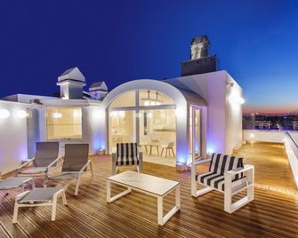 Rhodos Horizon City-Adults Only - רודוס (עיר) - פטיו