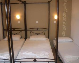 Savvas Studios - Kefalos - Habitación