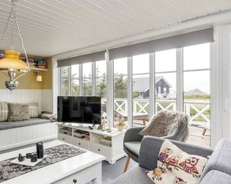 4 star holiday home in Løgstør - Løgstør - Sala de estar