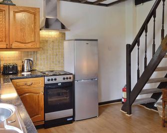 2 bedroom accommodation in Bala - Bala - Kitchen