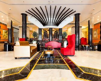 Red Castle Hotel - Sharjah - Recepción