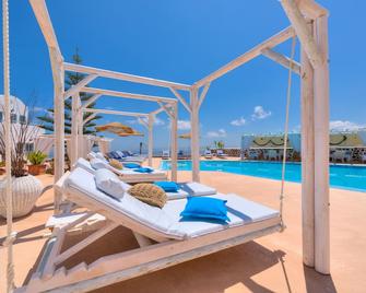 Dream Island Hotel - Thera - Pool