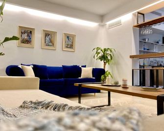 3 Pièces Avec Verrière Ouvrante - Sidi Bou Said - Salon