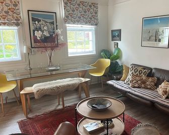 Stylish comfortable self catering cottage . In the heart of the Scottish Borders - Jedburgh - Obývací pokoj