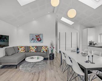 Three-Bedroom Holiday Home In Otterup - Otterup - Sala de estar