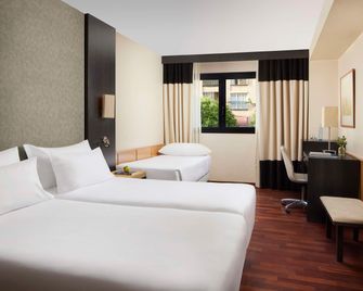 iStay by NH Ciudad de Valencia Hotel - Valencia - Schlafzimmer