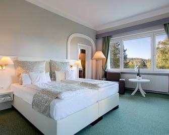 Hotel See-Villa - Malente - Camera da letto