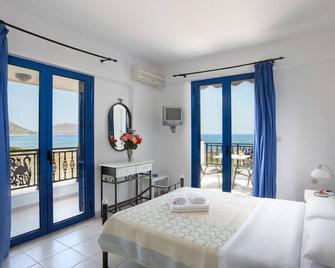 Venti Seaside Adult Hotel - Monemvasia - Sovrum