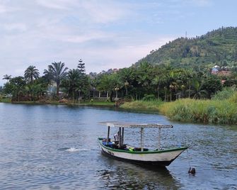 Inzu Lodge - Gisenyi - Outdoors view