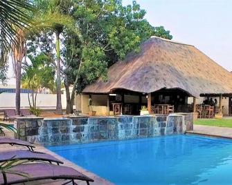 Buffalo Hotel - Hectorspruit - Pool