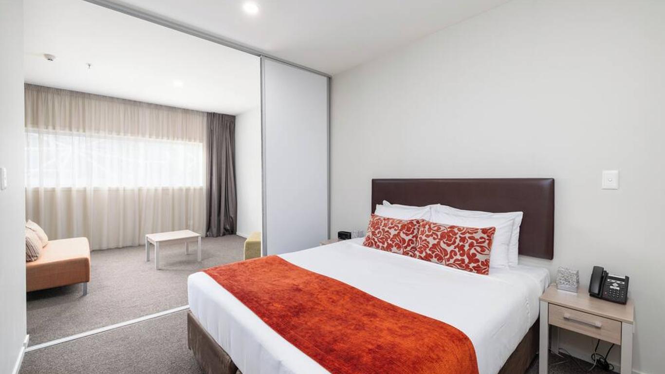 Ramada Suites by Wyndham Christchurch City