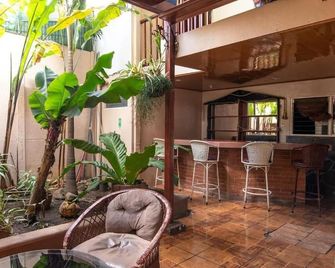 Sura Bed and Breakfast - San José - Bar