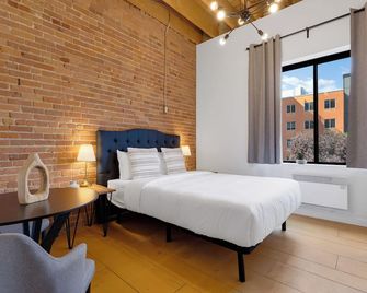 The Little Prince Rooms-Old Montreal - מונטריאול - חדר שינה