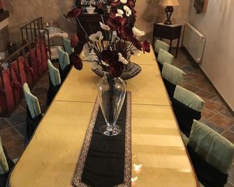 Casa Mendoza - Corral de Almaguer - Dining room