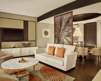 Grand Hyatt Abu Dhabi Hotel and Residences Emirates Pearl - Abu Dabi - Sala de estar