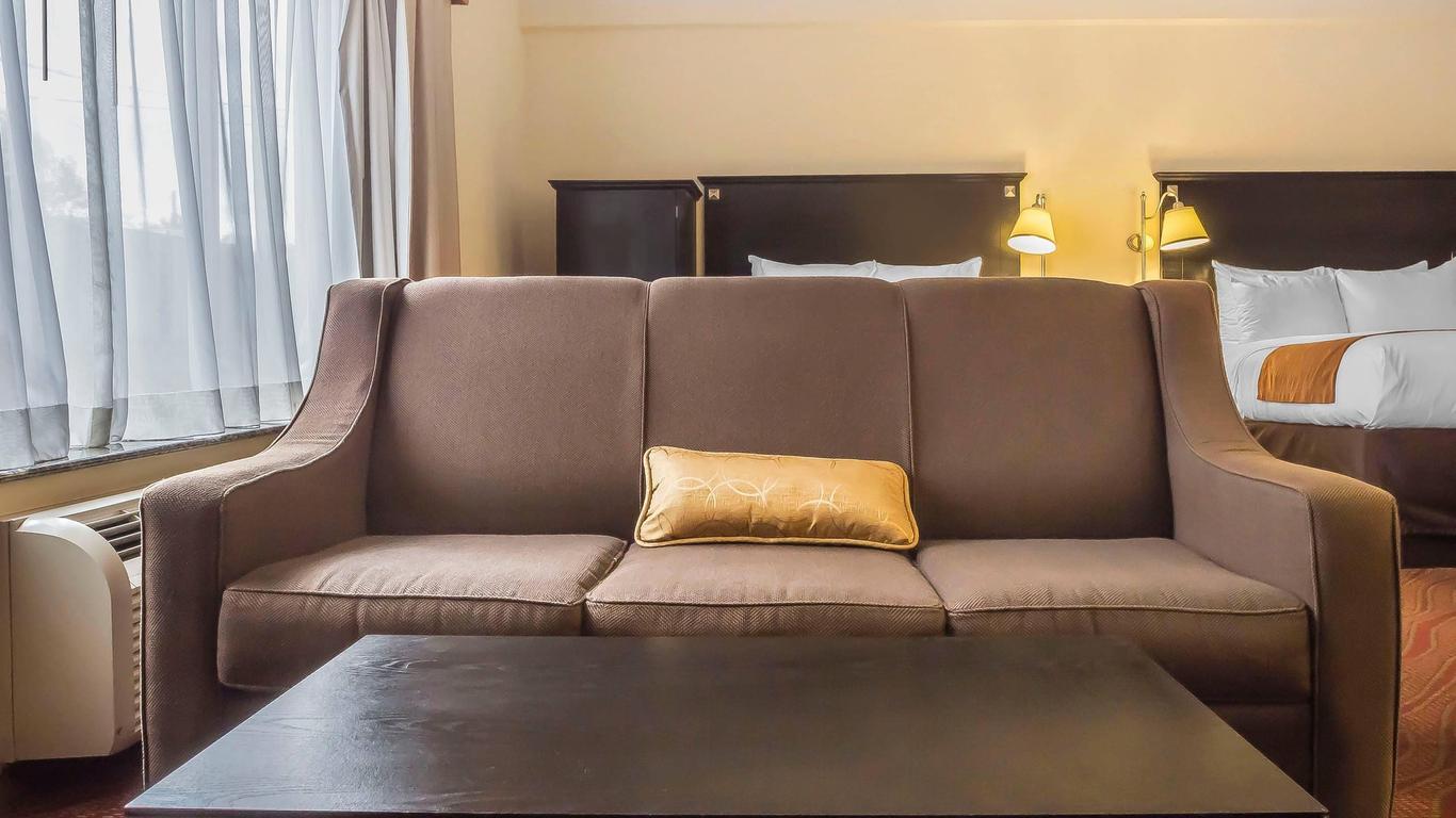 Comfort Inn & Suites Laguardia Airport