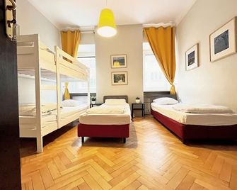 Aparthostel Helvetia - ורשה - חדר שינה