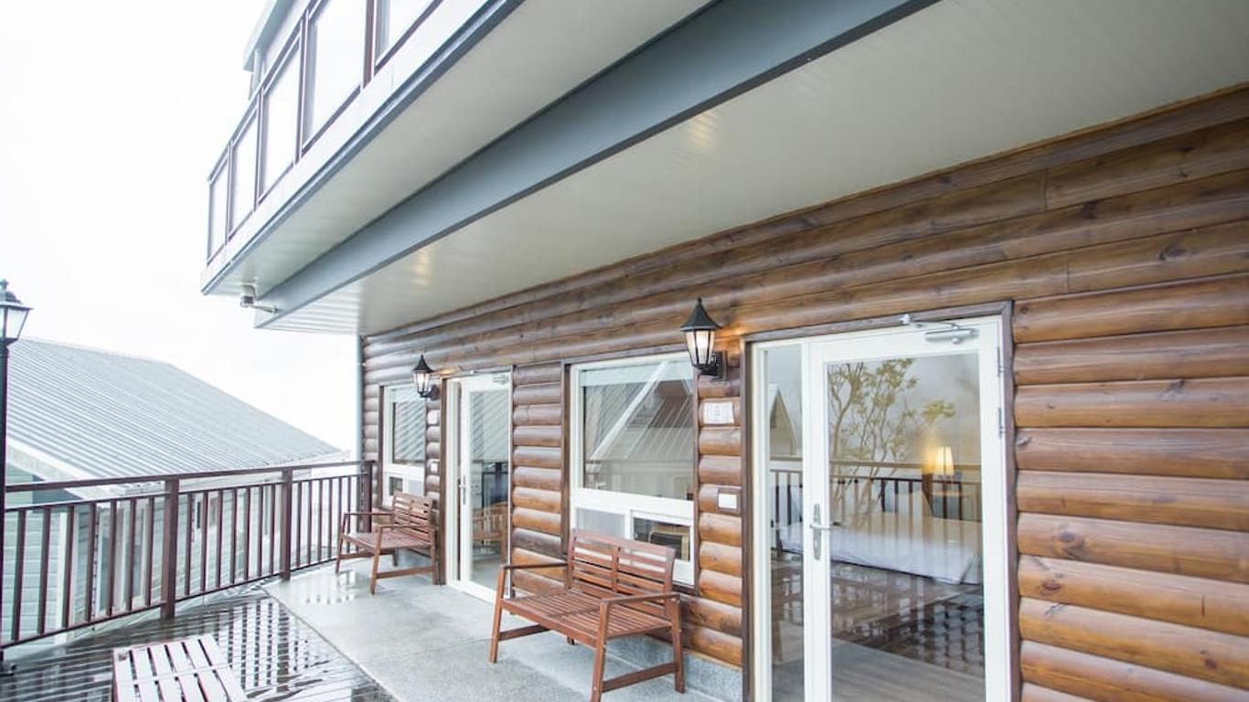 Cloud Villa