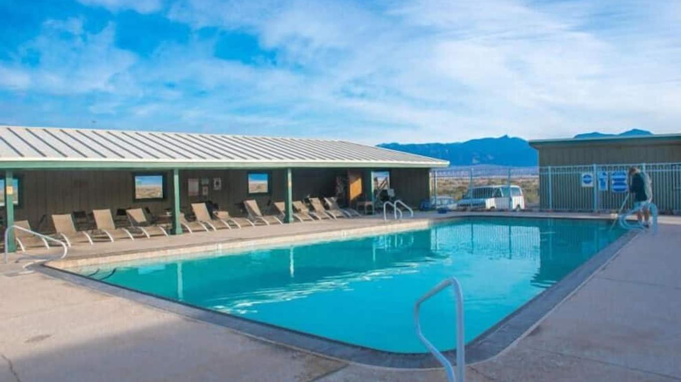 Stovepipe Wells Village