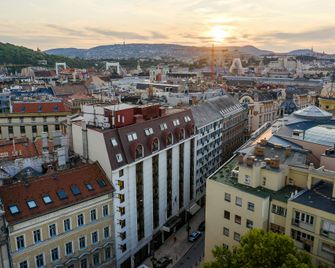 Hotel Erzsebet City Center - Budapest - Outdoor view