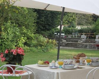 rural cottage furnished and equipped - Les Andelys - Patio
