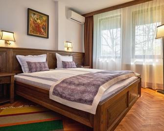 Hotel Zagorie - Arbanasi - Schlafzimmer