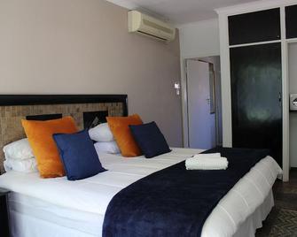 Ukarimu Guest House - Klerksdorp - Habitación
