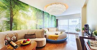 Garden City Hotel (Chengdu Airport) - Chengdu - Living room
