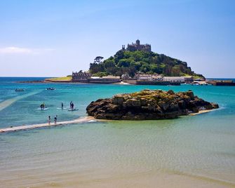 The Godolphin - Marazion