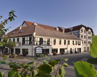 Adler Golf-& Tagungshotel - Grossebersdorf - Building