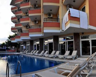 Kleopatra Sunlight Hotel - Alanya - Pool