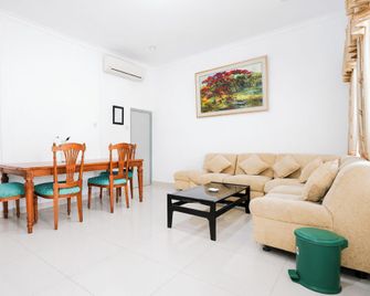 Tripletree Sinergi Hotel Tretes - Pasuruan