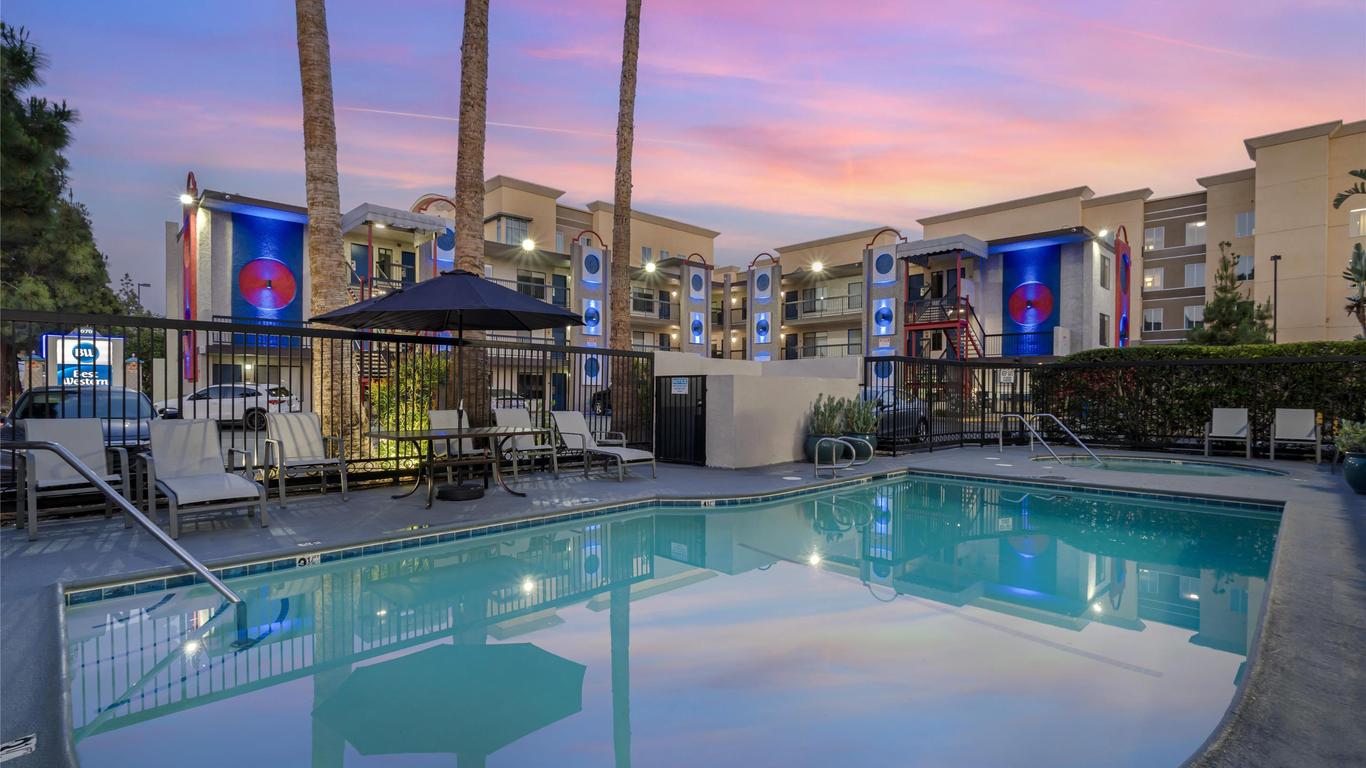 Best Western Courtesy Inn Hotel - Anaheim Resort at the Park