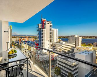 Quest East Perth - Perth - Balcony