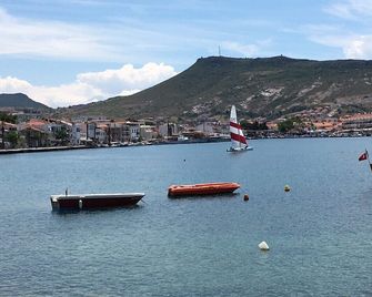 Melaike Hotel - Foça