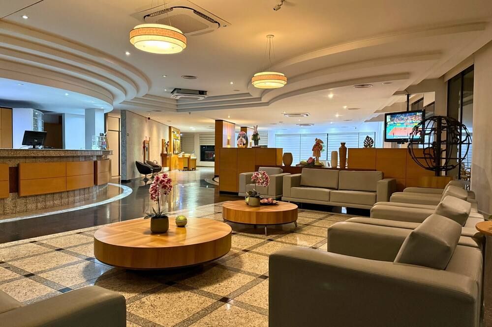 Continental Inn - פוז דו איגוואסו - לובי