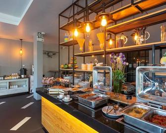 Maya Phuket Airport Hotel (SHA Plus+) - Sakhu - Buffet