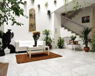 Un Patio al Sur - Sevilla - Lobby