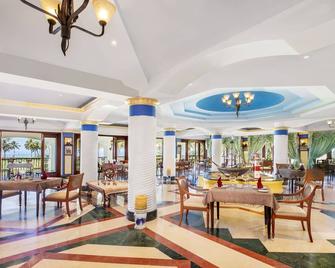 Taj Exotica Resort & Spa, Goa - בנאולים - לובי
