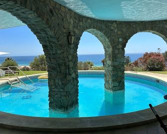 House, cove of the Germans - Tarifa - Pool